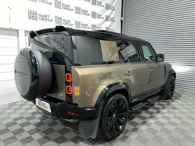 Land Rover Defender 2.0 First Edition 237 Bhp Brown #2