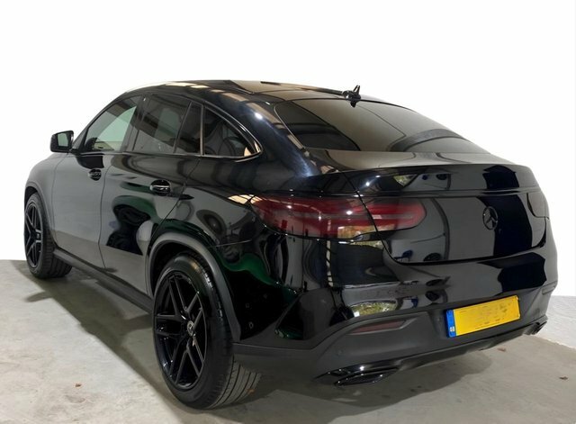 Mercedes-Benz GLE Class 3.0 Gle 350 D 4Matic Amg Line 255 Bhp Black #2
