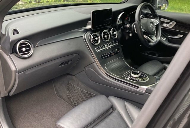 Mercedes-Benz GLC Class 2.1 Glc 250 D 4Matic Amg Line Premium 201 Bhp OY68YNU Black #4