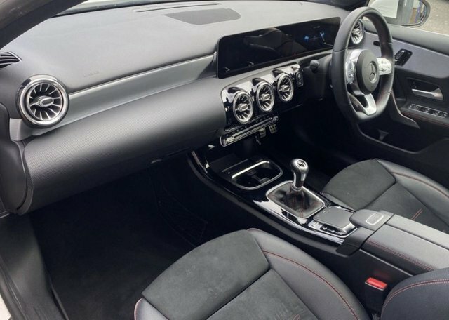 Mercedes-Benz A Class 1.3 A 200 Amg Line Premium Plus 161 Bhp PF19YSN White #6