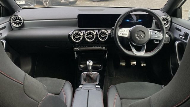Mercedes-Benz A Class 1.3 A 200 Amg Line Premium Plus 161 Bhp PF19YSN White #5