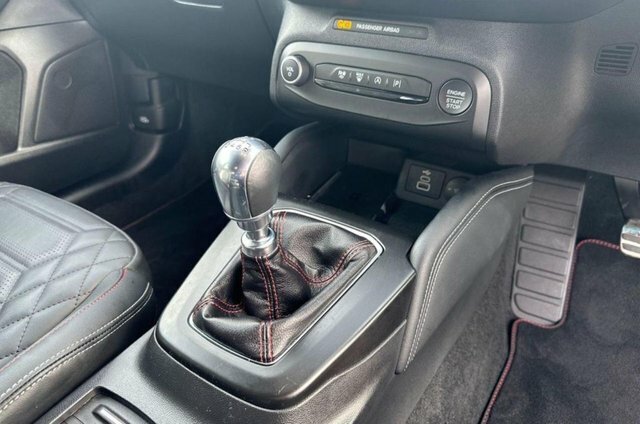 Ford Focus 1.0 St-line Vignale 123 Bhp Red #5