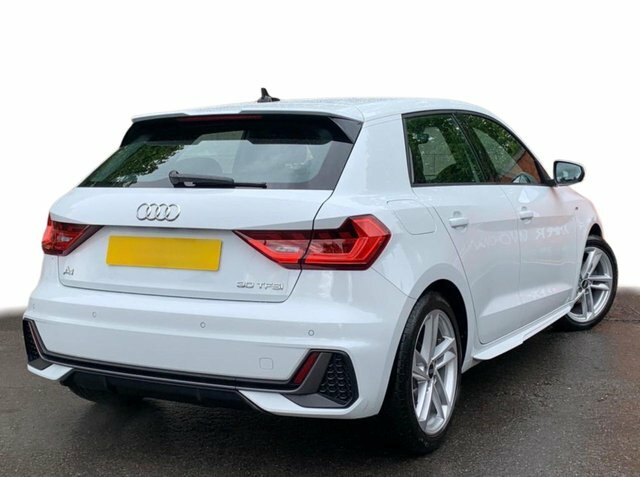 Audi A1 1.0 Sportback Tfsi S Line 109 Bhp GM21JYR White #2
