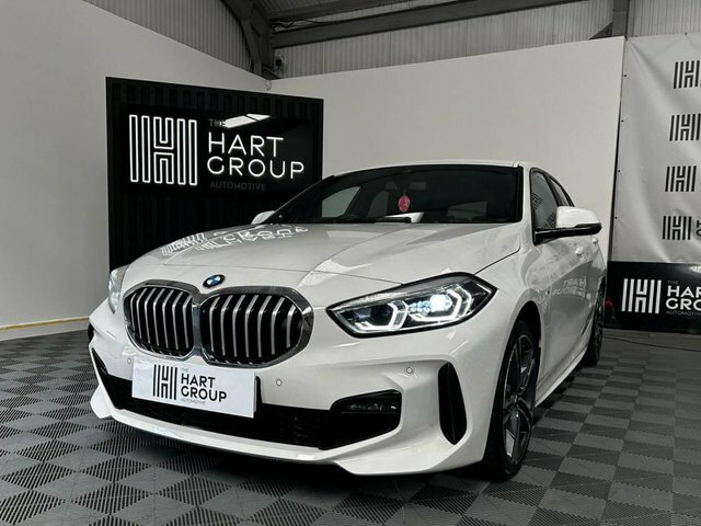 BMW 1 Series 1.5 118I M Sport 139 Bhp BK70OLH White #2
