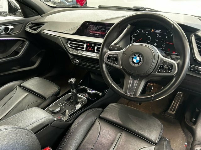 BMW 1 Series 1.5 118I M Sport 139 Bhp BK70OLH White #5