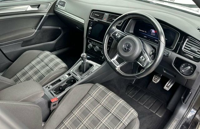 Volkswagen Golf 2.0 Gtd Tdi 182 Bhp Black #4