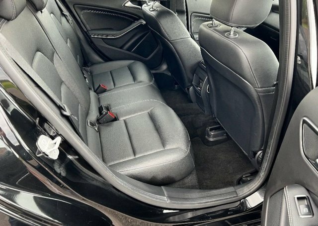 Mercedes-Benz A Class 1.5 A 180 D Se 107 Bhp Black #6
