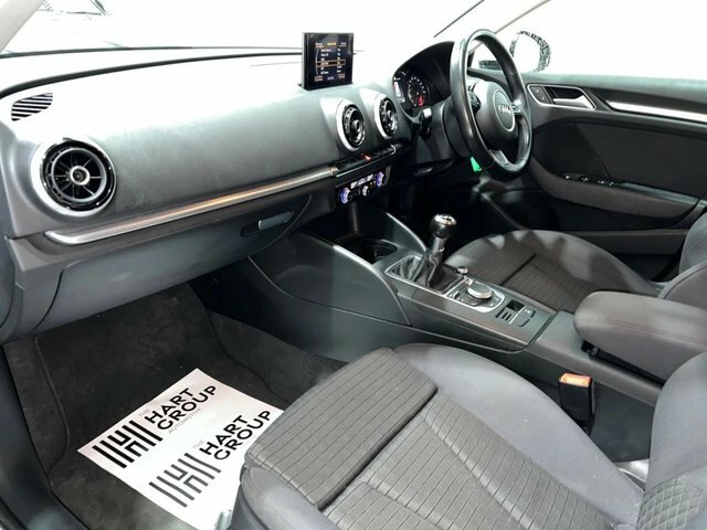 Audi A3 1.6 Tdi Sport 109 Bhp CE15YYU White #4