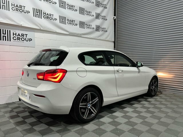 BMW 1 Series 1.5 118I Sport 134 Bhp FP67XZM White #5