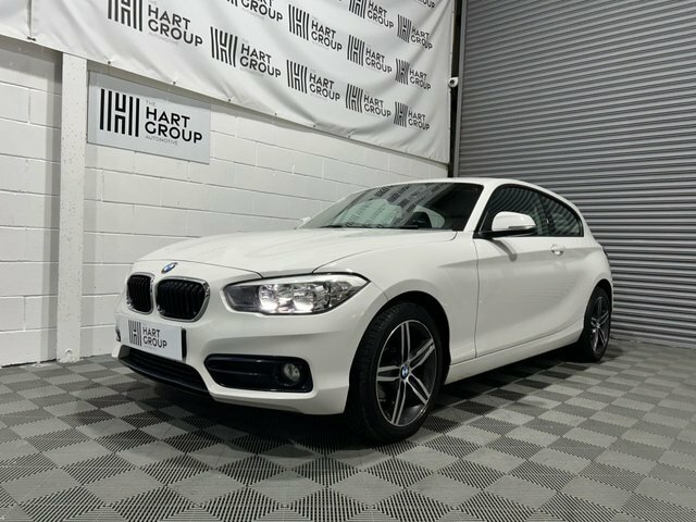 BMW 1 Series 1.5 118I Sport 134 Bhp FP67XZM White #2