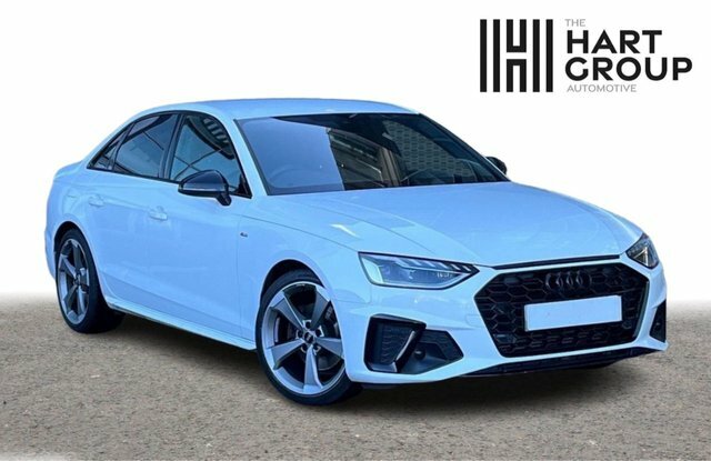 Audi A4 2.0 Tdi 35 Black Edition Saloon S Troni Black