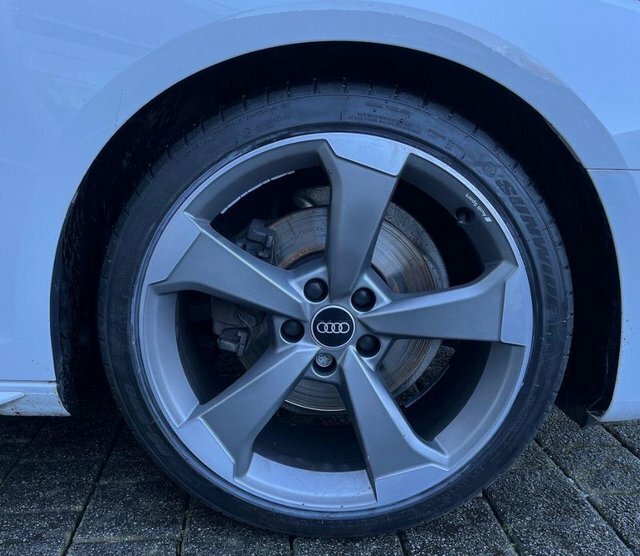 Audi A4 2.0 Tdi 35 Black Edition Saloon S Troni HE69RTY Black #3