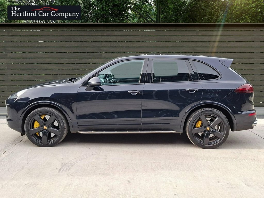 Porsche Cayenne 4.8L Turbo S Blue #4