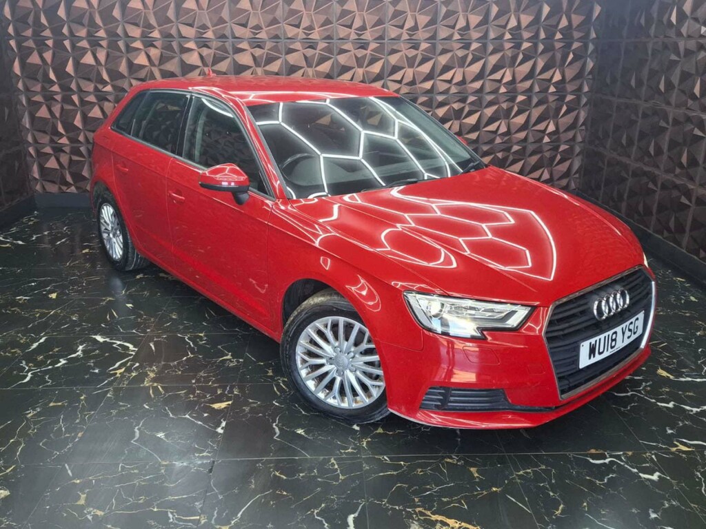 Audi A3 Sportback Tfsi Se Technik WU18YSG Red #3