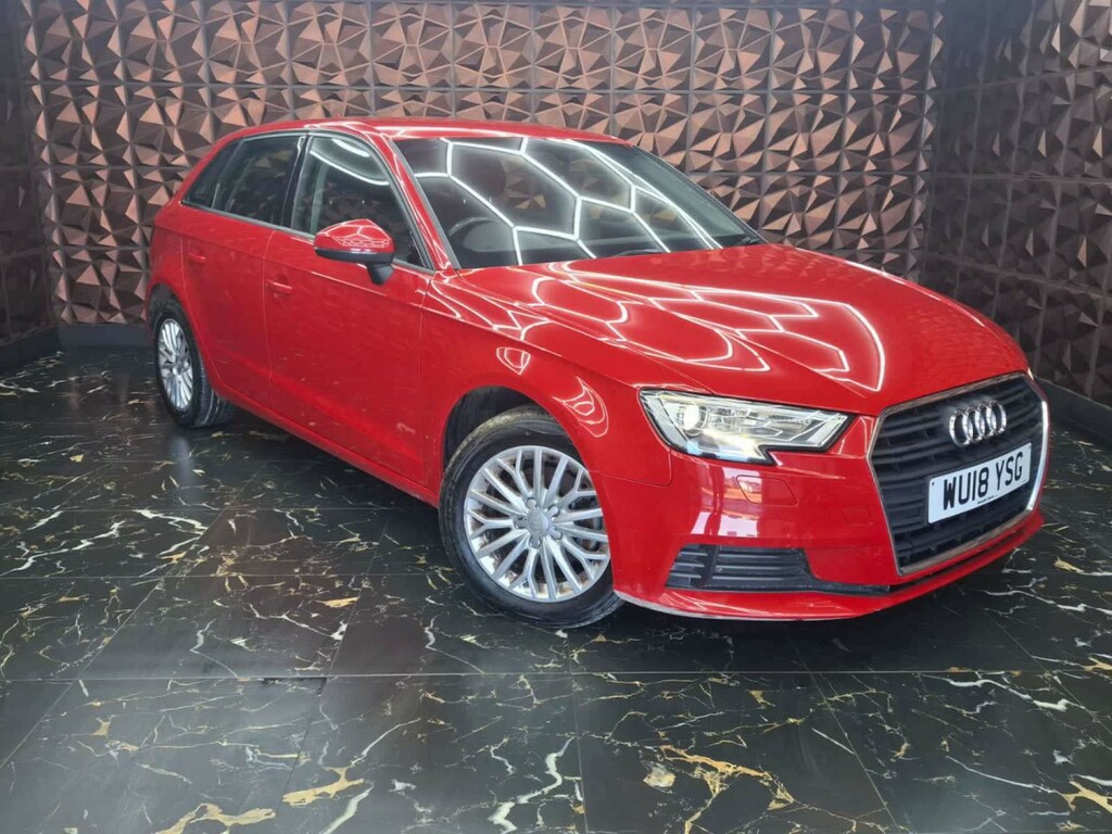 Audi A3 Sportback Tfsi Se Technik WU18YSG Red #5