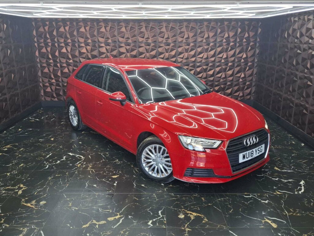 Audi A3 Sportback Tfsi Se Technik WU18YSG Red #6
