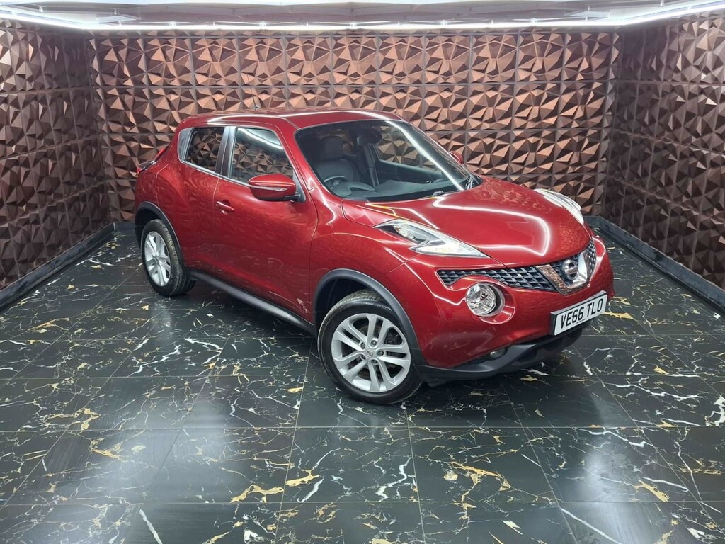 Nissan Juke N-connecta Dig-t Red