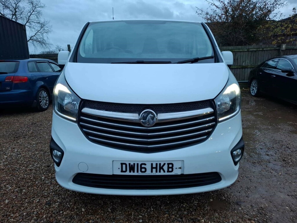 Vauxhall Vivaro 2900 Sportive Cdti DW16HKB #2