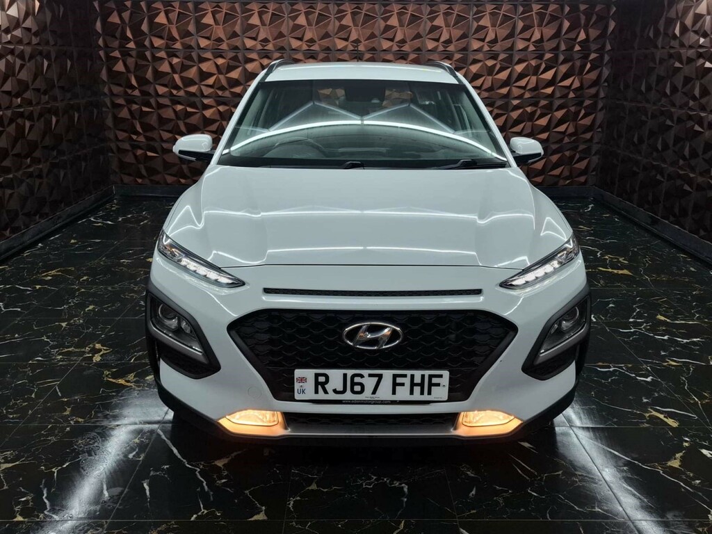 Hyundai Kona Se White #3