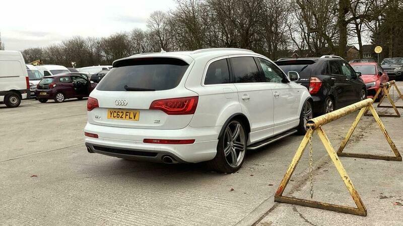 Audi Q7 3.0 Tdi V6 S YC62FLV White #6
