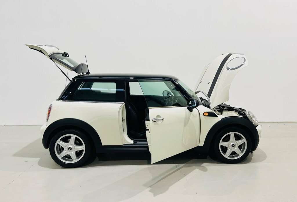 Mini Hatch 1.6L Cooper D White #6