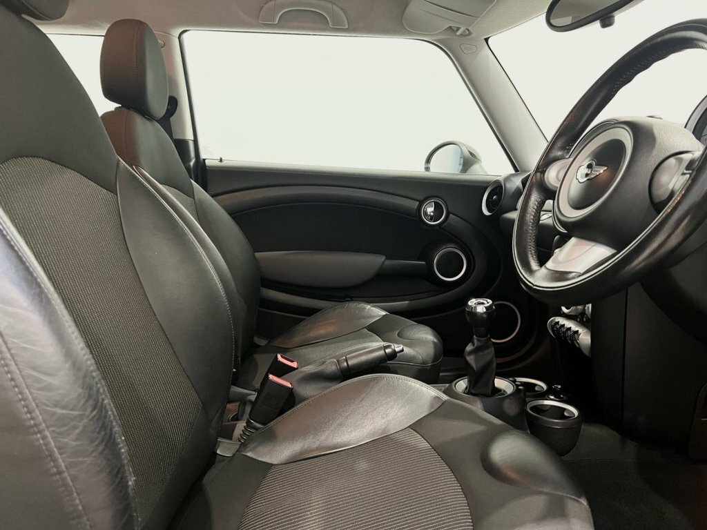 Mini Hatch 1.6L Cooper D White #3