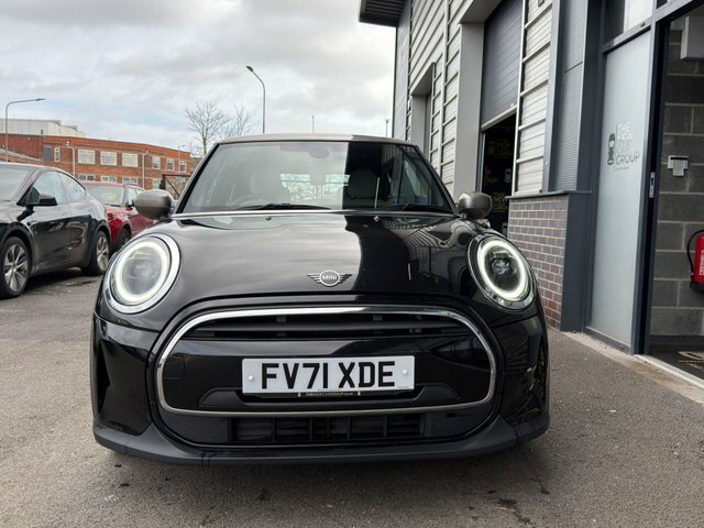 Mini Hatch 2021 1.5 Cooper Exclusive Hatchback Man FV71XDE Black #5