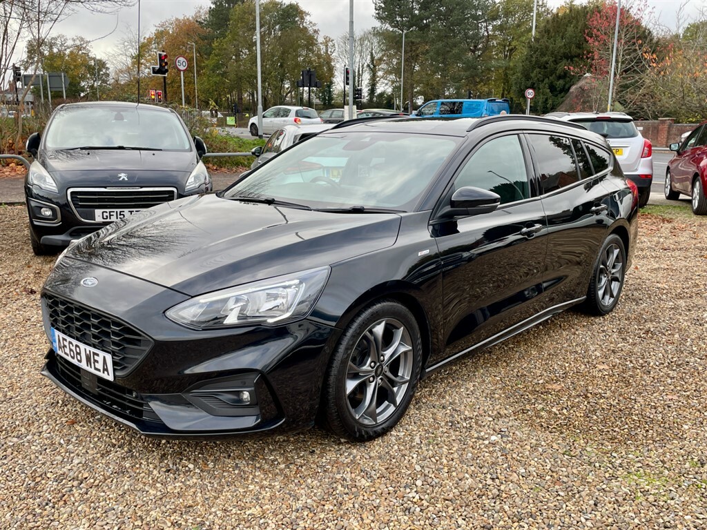 Ford Focus 1.5 L St-line Tdci AE68WEA Black #4