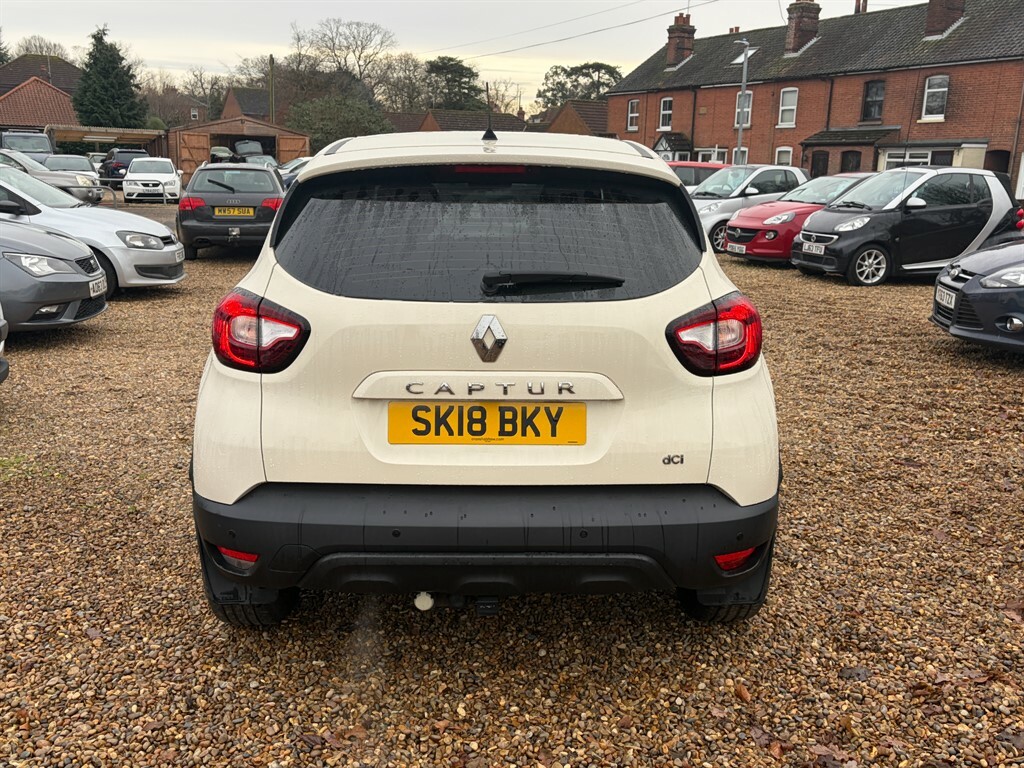 Renault Captur 1.5 L Dynamique Nav Dci SK18BKY Brown #6
