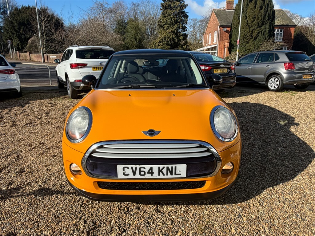 Mini Hatch 1.5 L Cooper CV64KNL Orange #3