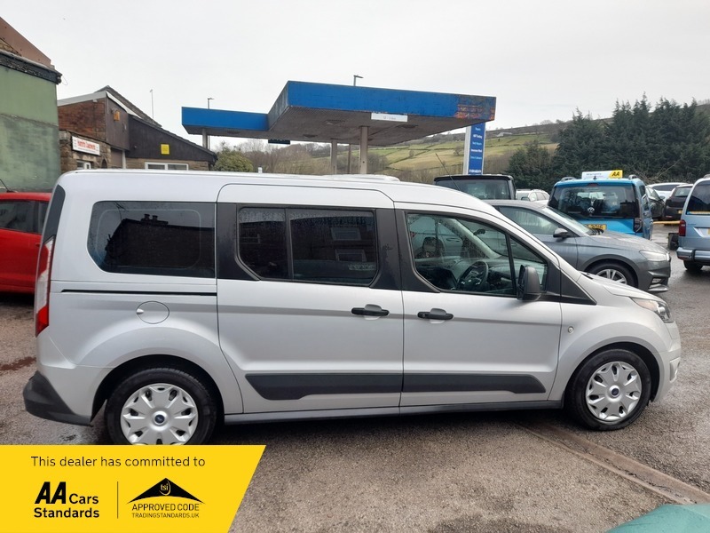 Ford Grand Tourneo Connect Grand Zetec 1.5 Tdci Silver #4