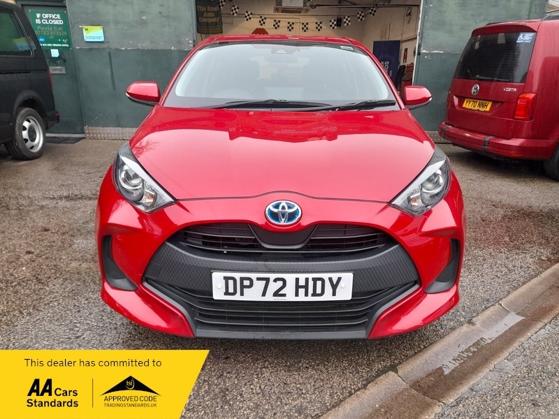 Toyota Yaris 1.5 Vvt-h Icon E-cvt DP72HDY Red #2