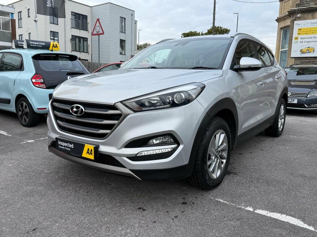 Hyundai Tucson Suv 1.7 Crdi Blue Drive Se Euro 6 Ss 2015 Silver #5