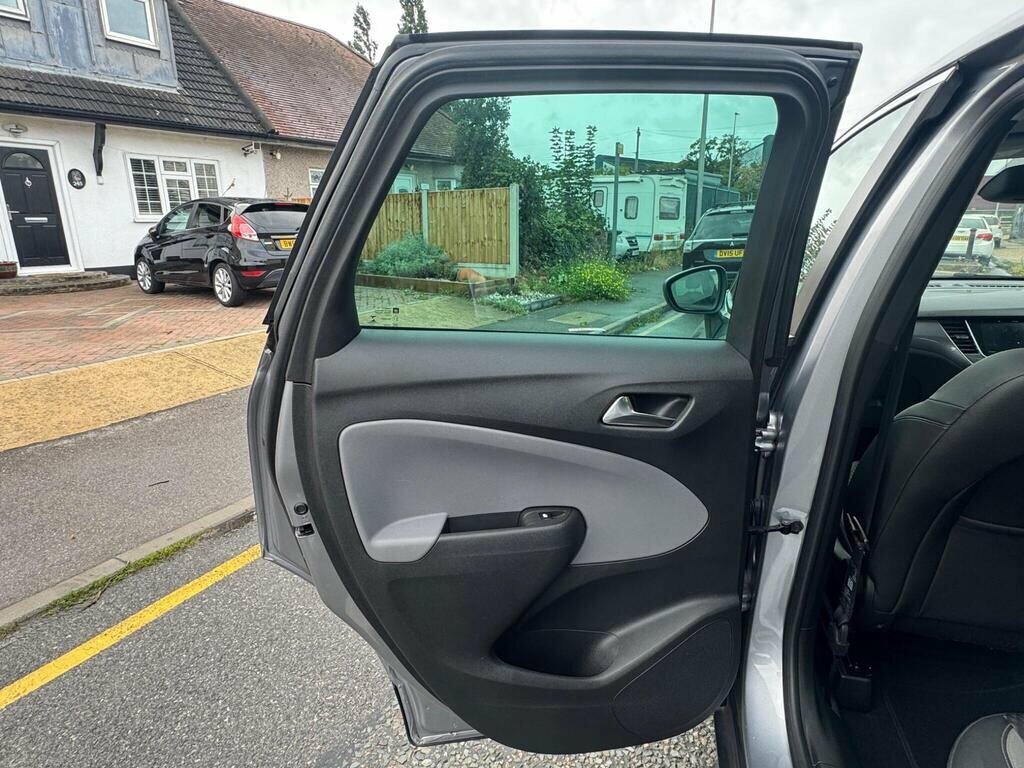 Vauxhall Crossland X 1.2 Turbo Ultimate - Startstop 130Ps White #27