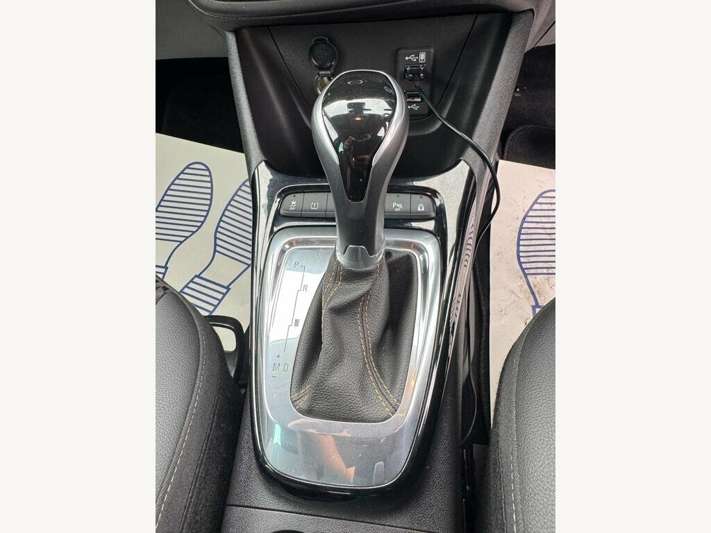 Vauxhall Crossland X 1.2 Turbo Ultimate - Startstop 130Ps White #40