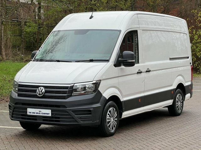 Volkswagen Crafter Mpv GF71BYG White #3