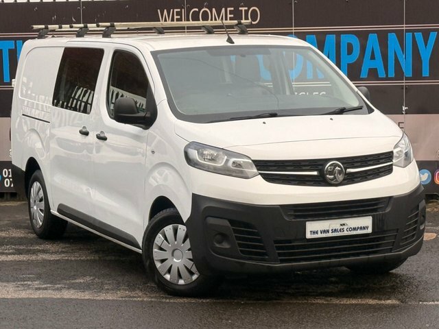 Vauxhall Vivaro Mpv White