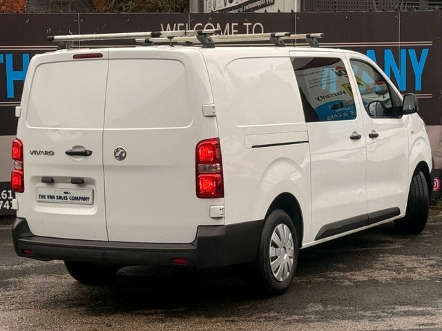 Vauxhall Vivaro Mpv WV69XRZ White #6