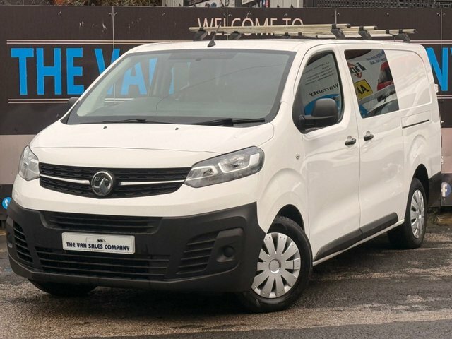 Vauxhall Vivaro Mpv WV69XRZ White #3
