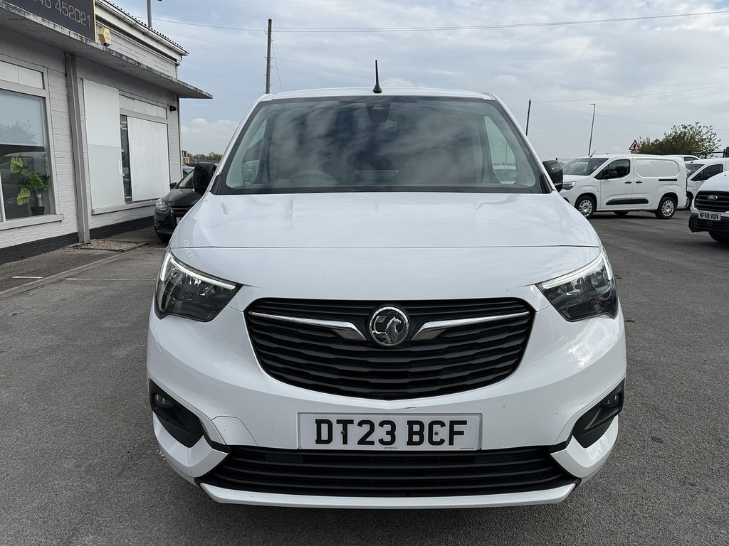 Vauxhall Combo 1.5 Turbo D 2300 Pro Swb 3 Seats Air Con - R Camer DT23BCF White #2