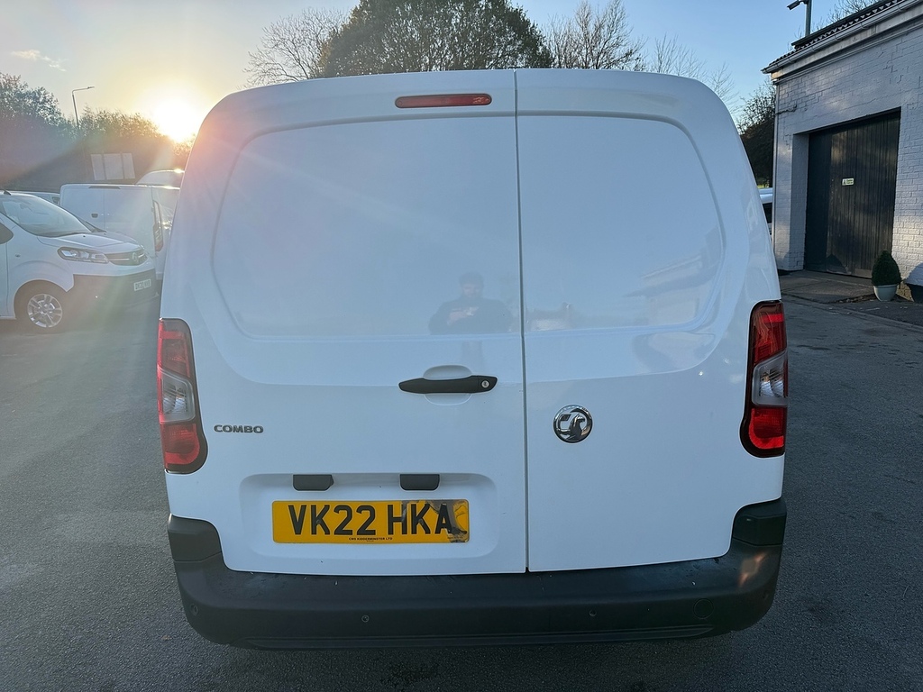 Vauxhall Combo 1.5 Turbo D 2000 Dynamic Swb Air Con Panel Van VK22HKA White #6