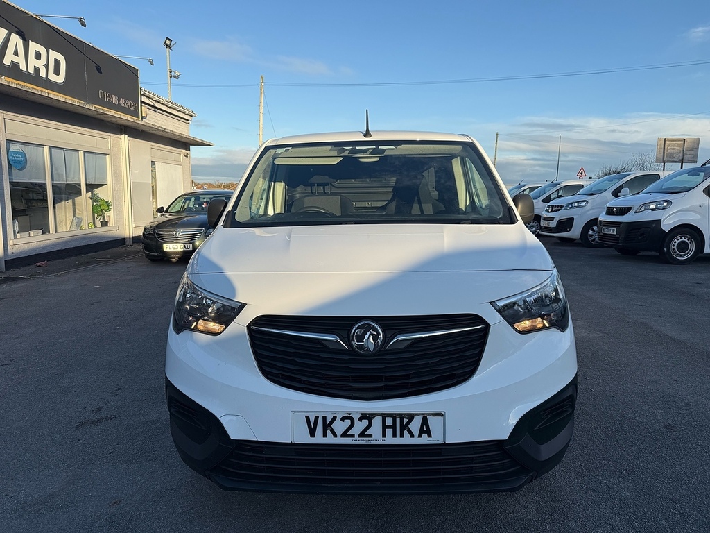Vauxhall Combo 1.5 Turbo D 2000 Dynamic Swb Air Con Panel Van VK22HKA White #2