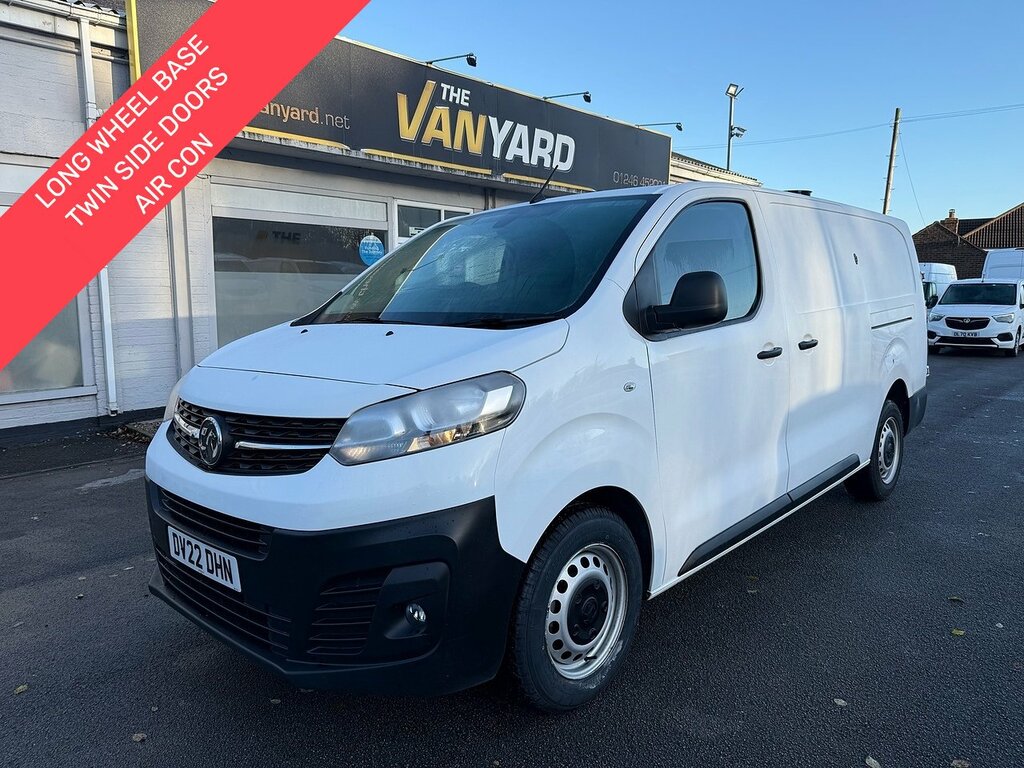 Vauxhall Vivaro 1.5 Turbo D 2900 Dynamic Lwb Air Con Van 6Dr Diese White