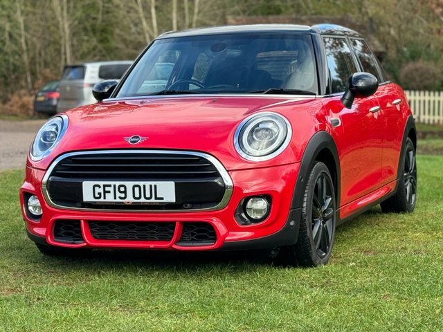 Mini Hatch 1.5 Cooper Sport Hatchback Euro GF19OUL Red #3