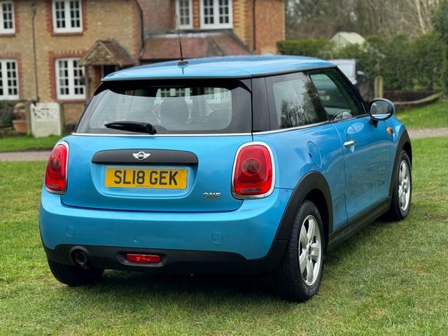 Mini Hatch 1.5 One Hatchback Euro 6 S S SL18GEK Blue #5
