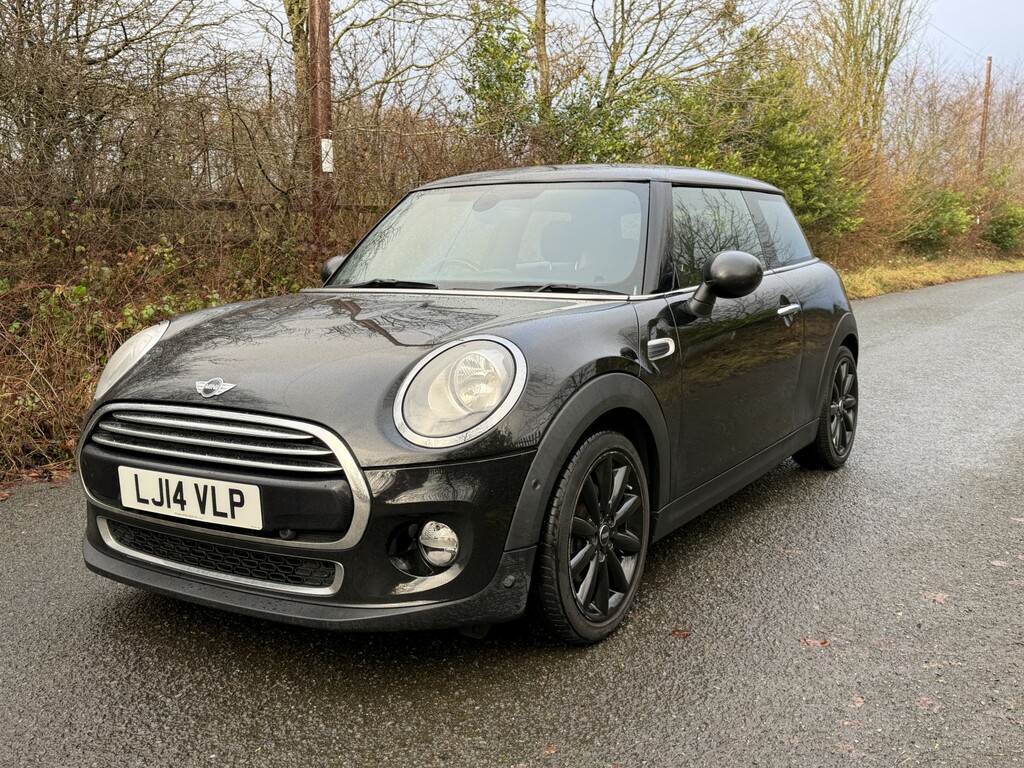 Mini Hatch 1.5 Cooper 3-Door Hatch 2014 Black
