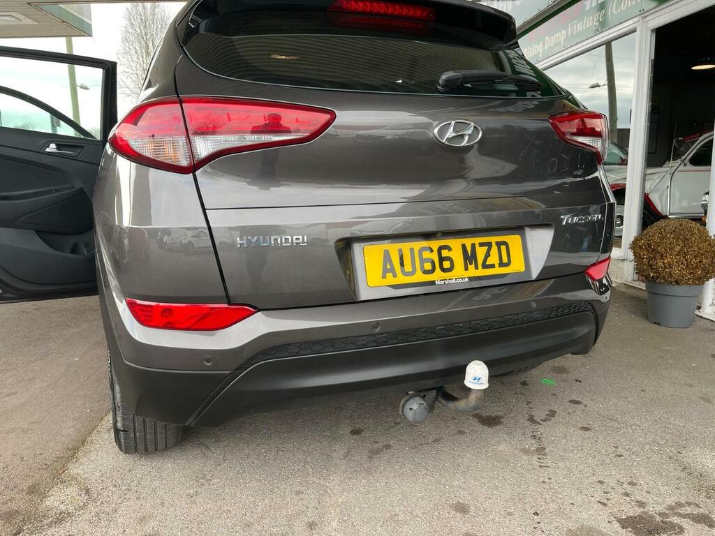 Hyundai Tucson Suv 1.7 Crdi Blue Drive Se Nav Euro 6 Ss 2 AU66MZD Grey #5