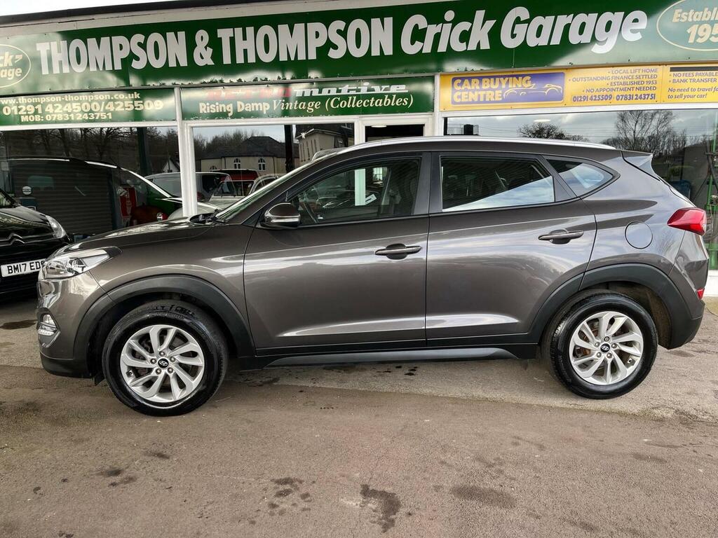 Hyundai Tucson Suv 1.7 Crdi Blue Drive Se Nav Euro 6 Ss 2 AU66MZD Grey #2