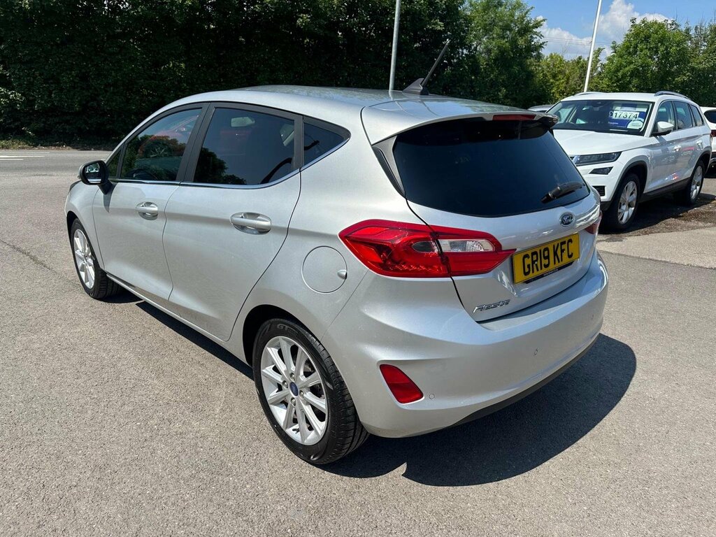 Ford Fiesta Hatchback 1.0T Ecoboost Titanium Euro 6 Ss GR19KFC Silver #4