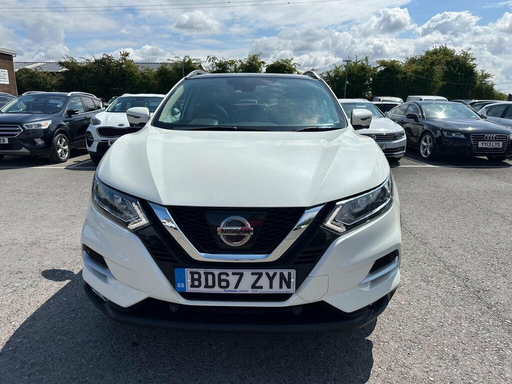 Nissan Qashqai Suv 1.2 Dig-t N-connecta Euro 6 Ss 201767 BD67ZYN White #2